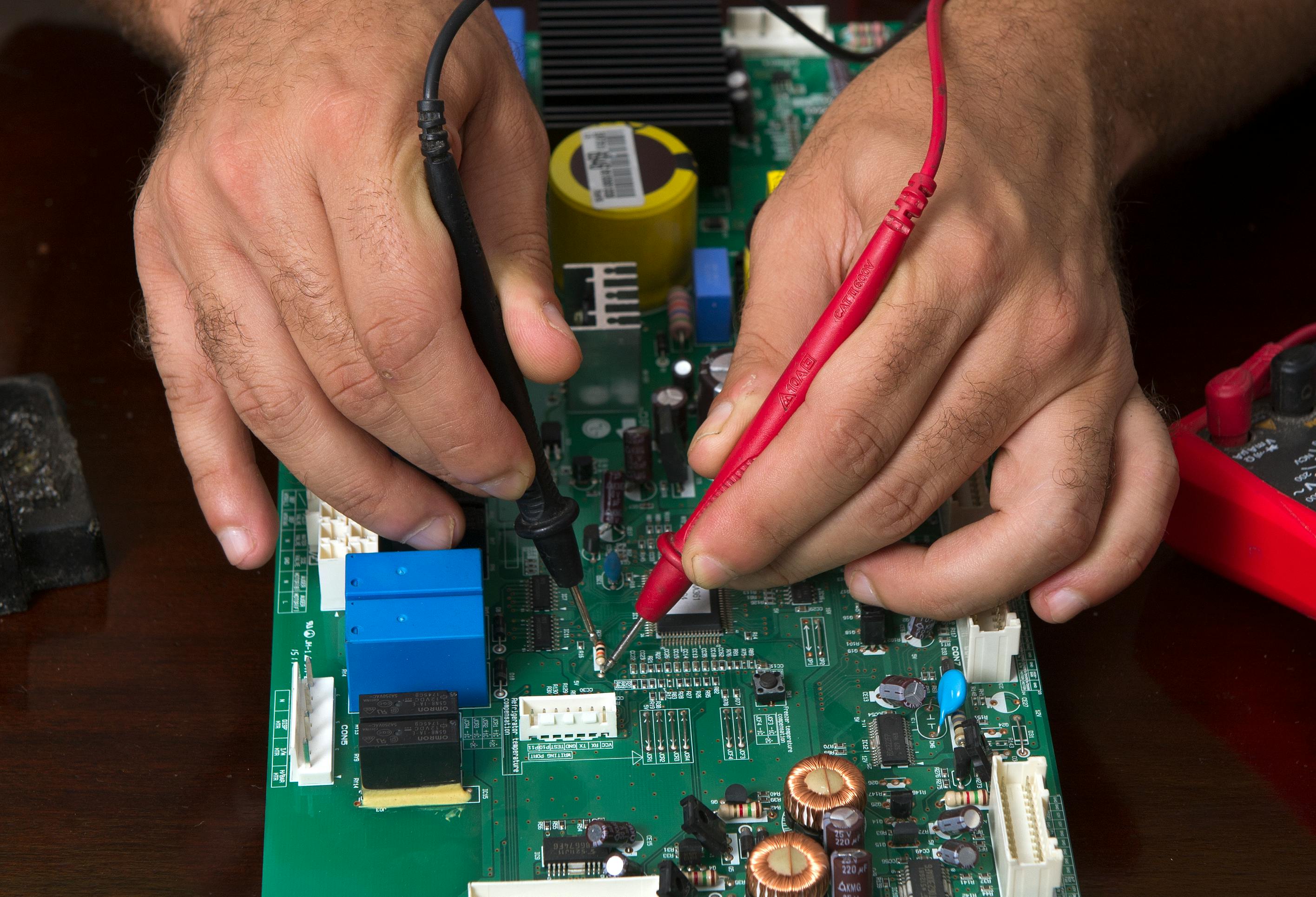 علوم في الهندسة الكهربائية